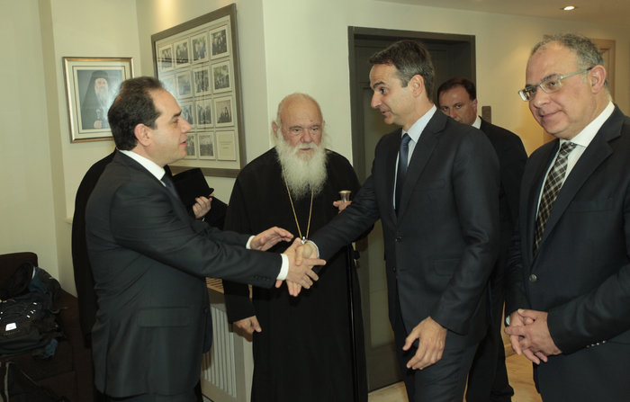 Μπροστά στον Ιερώνυμο ο Κυριάκος «κάρφωσε» άγρια τον Τσίπρα - εικόνα 3