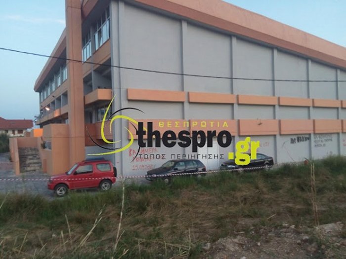 Έγκλημα πάθους (;) με πυροσβέστη, τη σύζυγό του και έναν 49χρονο