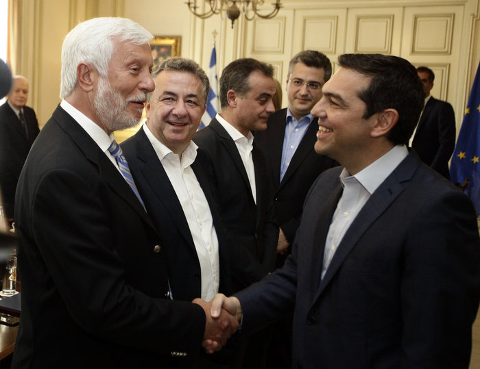 Με τον Περιφερειάρχη Πελοποννήσου και πρώην υπουργό της ΝΔ Πέτρο Τατούλη