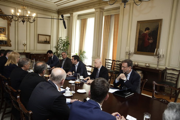 Τι είπε ο Τσίπρας στους περιφερειάρχες για την κατανομή πόρων - εικόνα 9