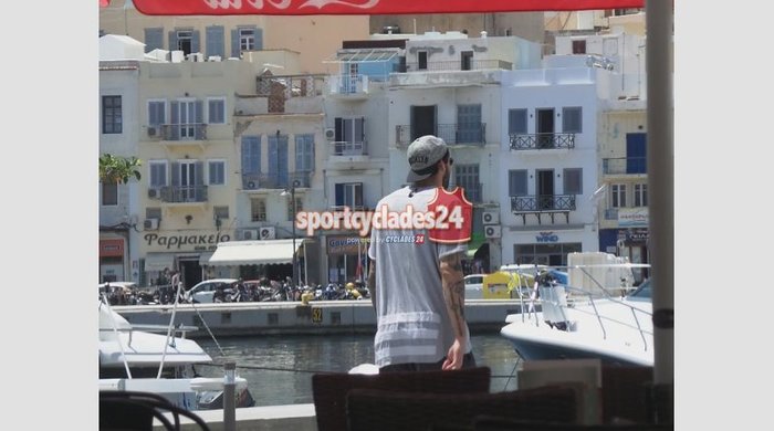 Οι βόλτες Πρίντεζη, Παπαπέτρου και Παπανικολάου στη Σύρο -vid