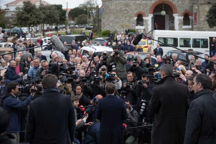 Ο Μακρόν αλλιώς:Καρέ καρέ η προεκλογική εκστρατεία που οδήγησε στον θρίαμβο - εικόνα 11