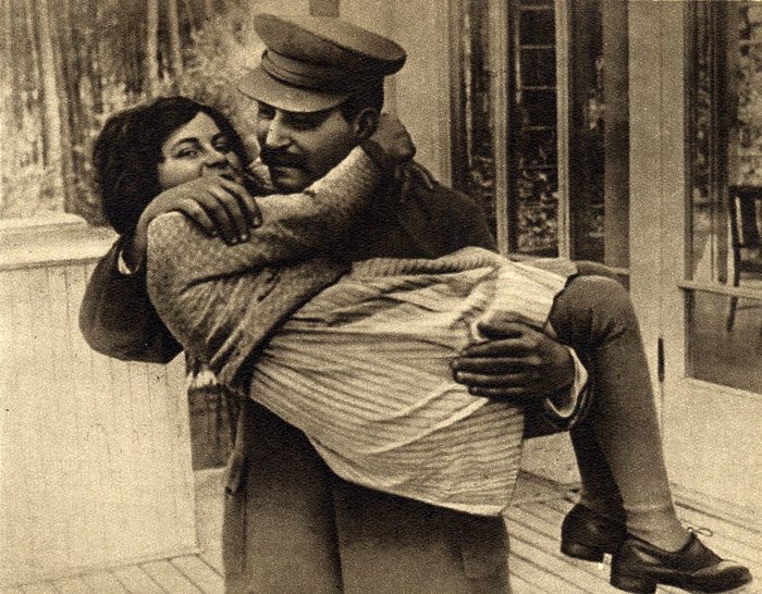 Τρία βιβλία ανατέμνουν τις μικρές και μεγάλες στιγμές της ιστορίας - εικόνα 3