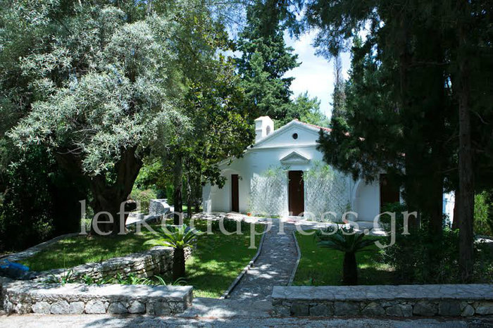 Βαφτίσια στον Σκορπιό 32 χρόνια μετά τη βάφτιση της Αθηνάς Ωνάση - εικόνα 3