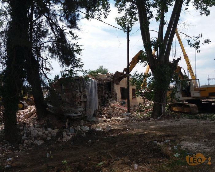 Άδενδρο: Απομακρύνθηκε και το τρίτο βαγόνι του μοιραίου τρένου - εικόνα 4