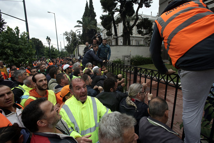 Μετωπική στη Βουλή για τα νέα μέτρα, Survivor στην κοινωνία - εικόνα 3