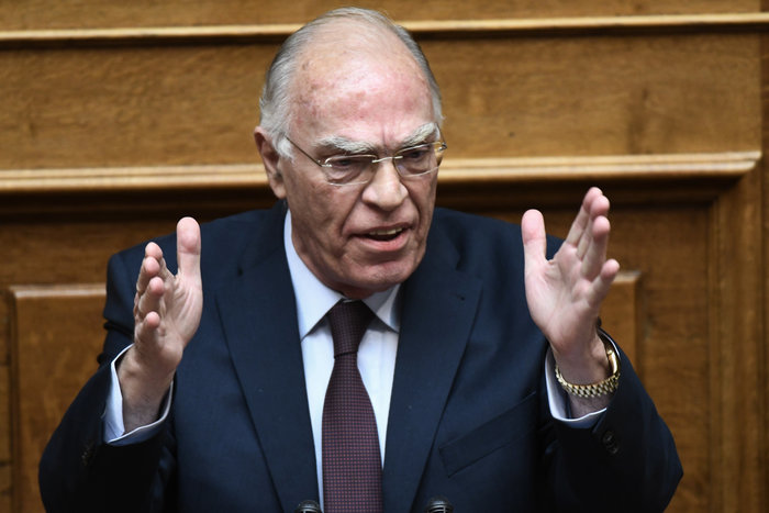 Μετωπική στη Βουλή για τα νέα μέτρα, Survivor στην κοινωνία - εικόνα 4