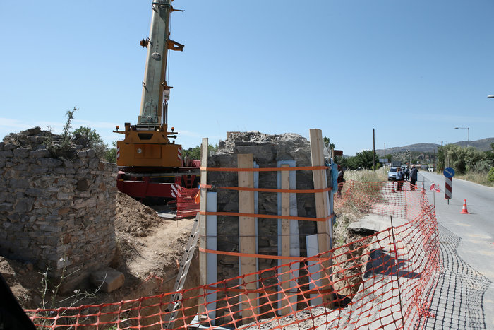 Η εντυπωσιακή μετακίνηση του Ρωμαϊκού πεσσού στην περιοχή των Αλυκών - εικόνα 4