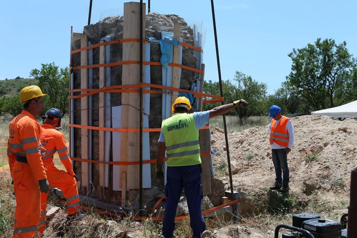 Η εντυπωσιακή μετακίνηση του Ρωμαϊκού πεσσού στην περιοχή των Αλυκών - εικόνα 6