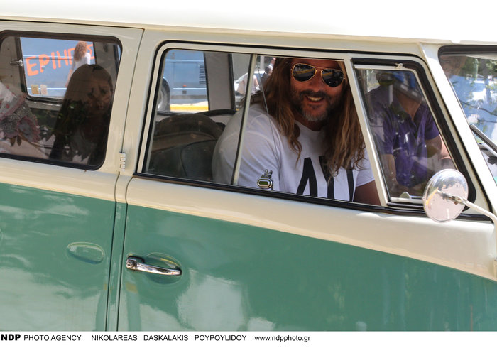 Η λεχώνα Κατερίνα Λάσπα βγήκε από το μαιευτήριο με τζιν και ψηλοτάκουνα - εικόνα 9