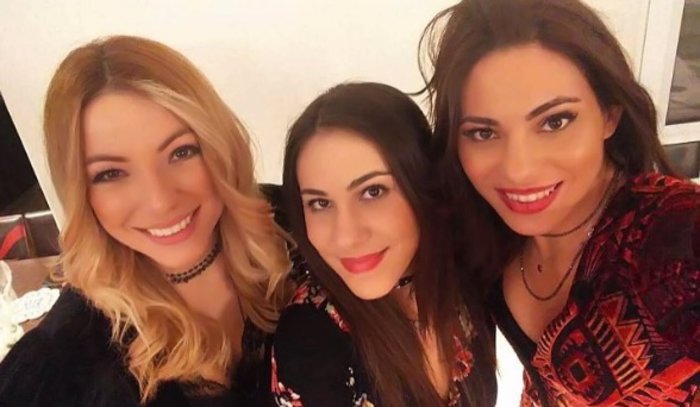 Survivor: Δείτε την αδελφή της Ευρυδίκης Βαλαβάνη - πόσο μοιάζουν; - εικόνα 3