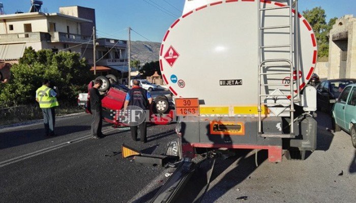 Συγκρούστηκε με βυτιοφόρο και βγήκε με...  γρατζουνιές [Εικόνες] - εικόνα 2