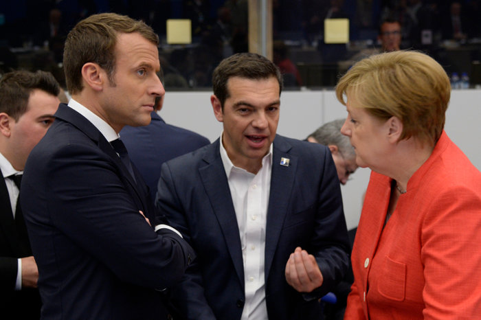 Τσίπρας, Μέρκελ και Μακρόν μίλησαν για την απομείωση του χρέους