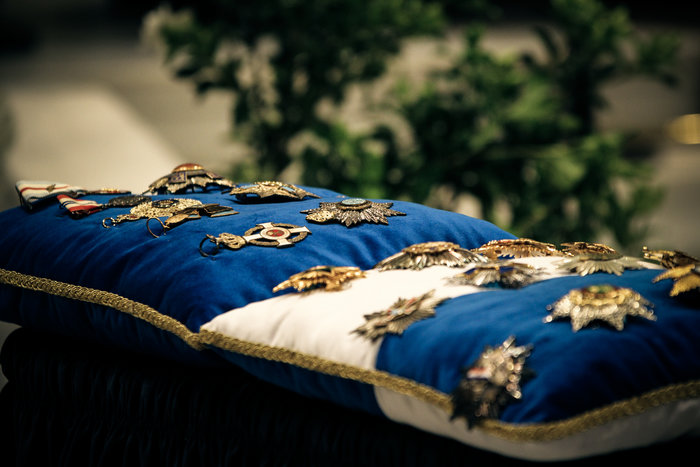 Συγκίνηση και σιωπή στην άφιξη της σορού του Κωνσταντίνου Μητσοτάκη - εικόνα 5