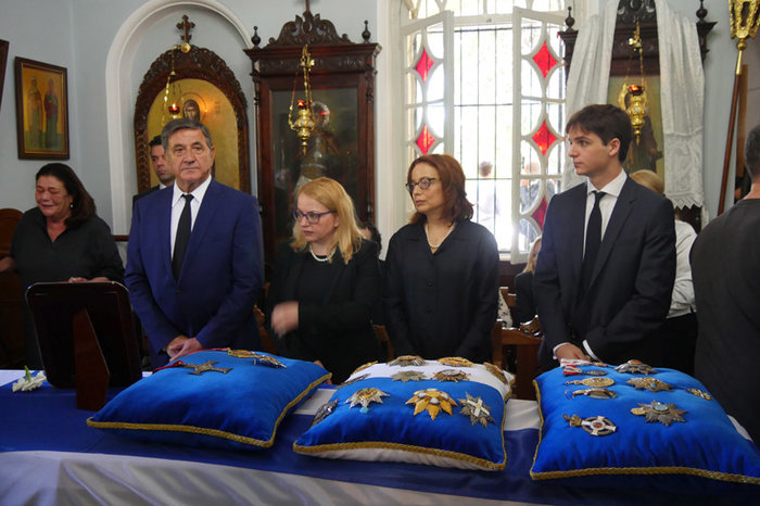 Ηταν ο δεύτερος πατέρας μου λέει ο Μανούσος για τον Μητσοτάκη