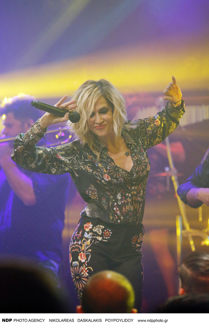 Δείτε την Αννα Βίσση χωρίς φίλτρα και χωρίς ίχνος μακιγιάζ [Φωτο]