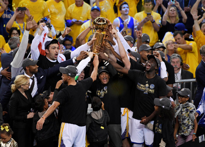 Οι Γκόλντεν Στέιτ Ουόριορς πρωταθλητές του NBA