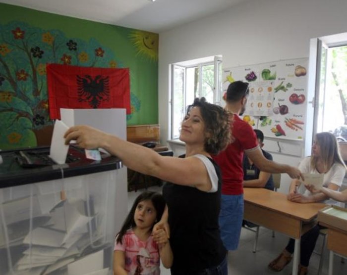 Εκλογές Αλβανία: Τα πρώτα επίσημα αποτελέσματα αναμένονται αύριο Δευτέρα - εικόνα 2