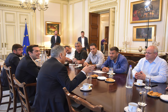 Η ΠΟΕ - ΟΤΑ «διστάζει» , πόλεμος Σκουρλέτη -ΝΔ στη Βουλή - εικόνα 3