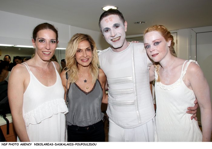 Το νέο look της Αννας Βίσση και η αδυναμία της στα lingerie top [Εικόνες] - εικόνα 4