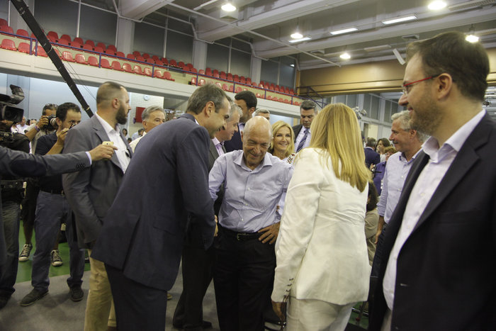 Καρέ-καρέ το Συνέδριο της Δημοκρατικής Συμπαράταξης-Ποιοι πήγαν στην έναρξη - εικόνα 19