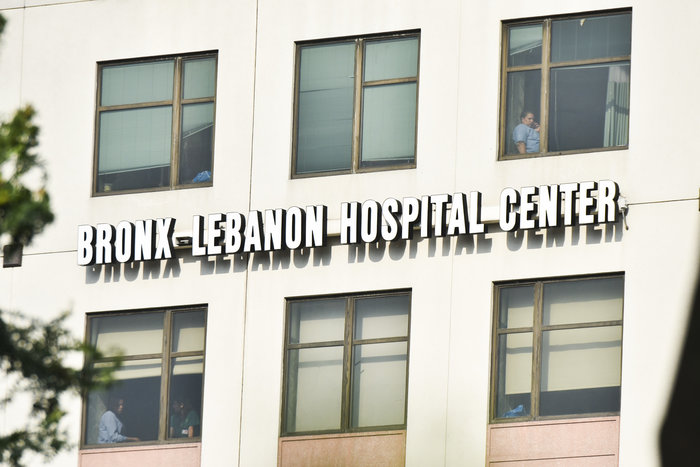 Ένοπλος άνοιξε πυρ σε νοσοκομείο της Ν.Υόρκης-Νεκρός ο δράστης - εικόνα 6