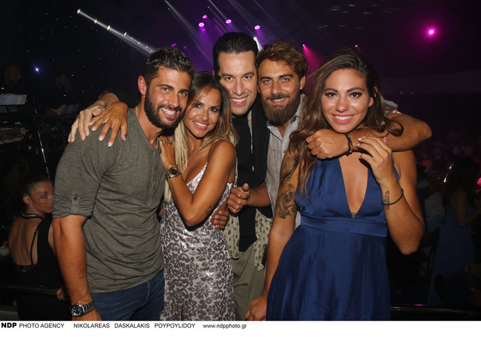Survivor: Γλέντι ως το πρωί για τους παίκτες -  Το ζεϊμπέκικο του Μάριου - εικόνα 17