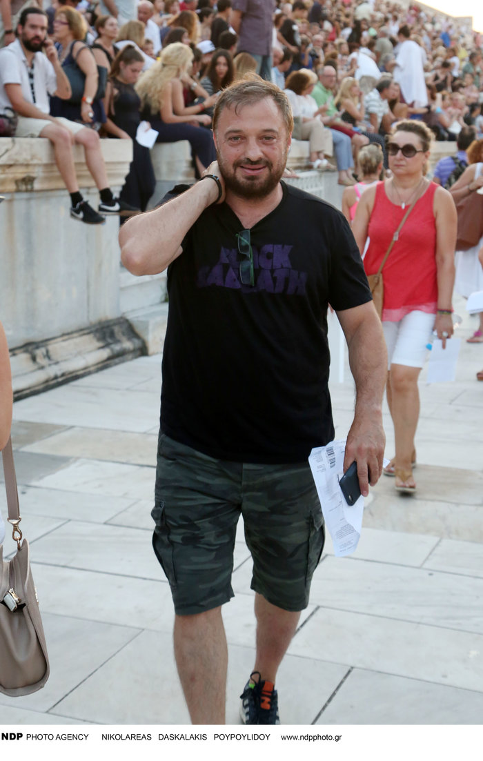 Η πρώτη δημόσια εμφάνιση της εγκυμονούσας Σίας Κοσιώνη [Εικόνες] - εικόνα 8