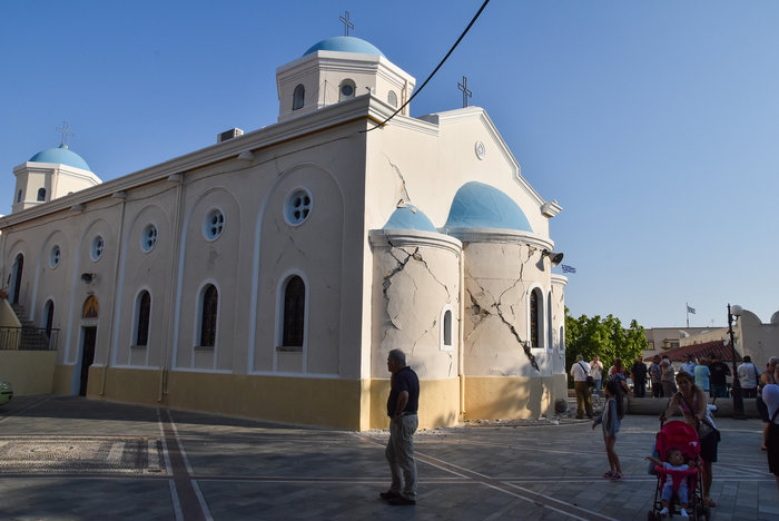 Σεισμός στην Κω: Oι πρώτες εικόνες με το φως της ημέρας - εικόνα 14
