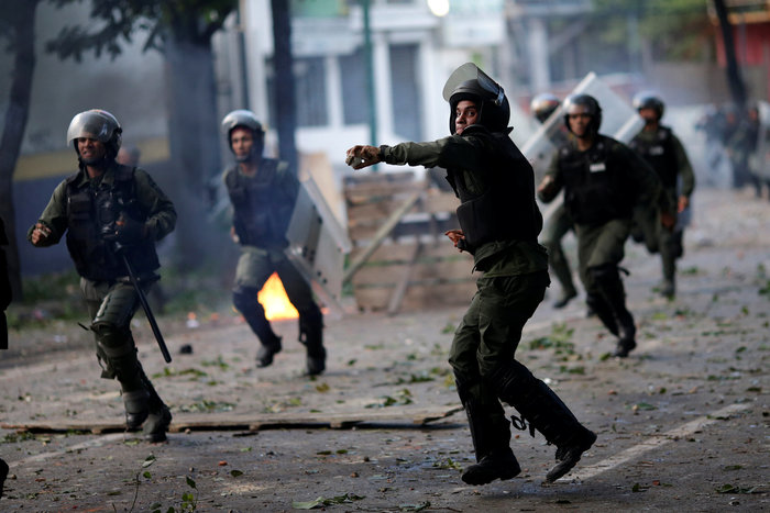 Η «μητέρα» των διαδηλώσεων κατά Μαδούρο στη Βενεζουέλα - εικόνα 8