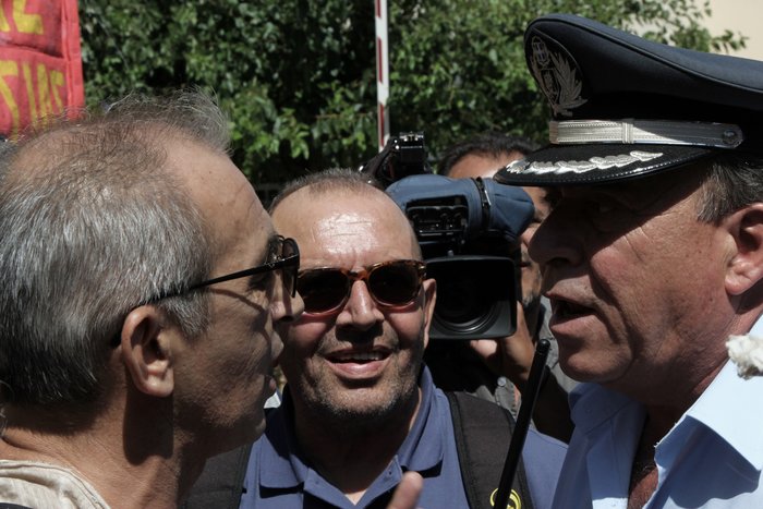Διαμαρτυρία για τους ηλεκτρονικούς πλειστηριασμούς στο υπ. Δικαιοσύνης - εικόνα 5