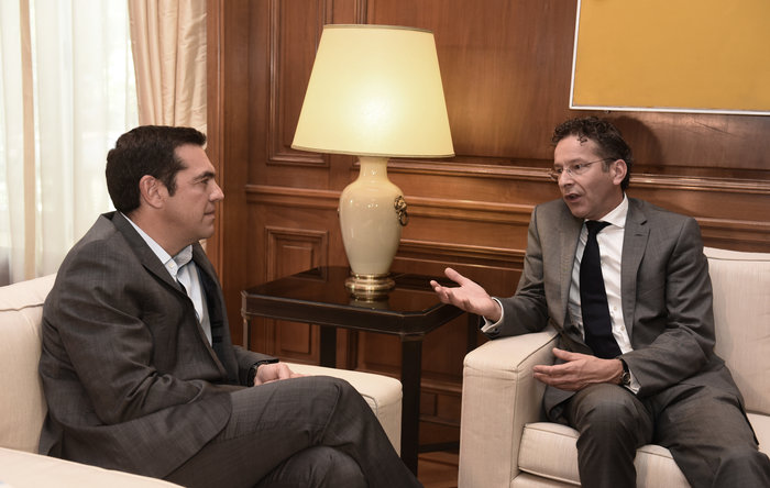 Μήνυμα Παυλόπουλου σε Ντάισελμπλουμ για αξιολόγηση και χρέος