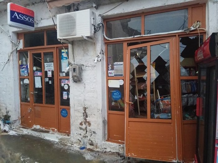 Σε κατάσταση έκτακτης ανάγκης η Σαμοθράκη μετά τη θεομηνία [ΒΙΝΤΕΟ&ΕΙΚΟΝΕΣ] - εικόνα 3