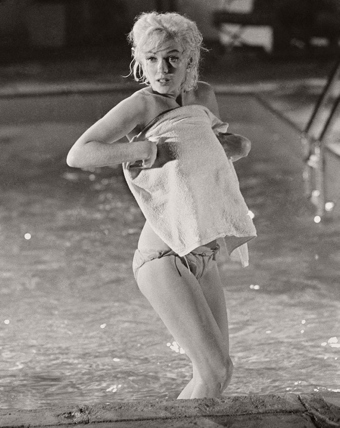 Lawrence Schiller – Marilyn Monroe (Surprised), “Something’s Got to Give”, 1962$3,500.00