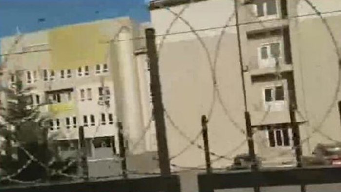 Ένοπλη επίθεση στην Κωνσταντινούπολη:Μία νεκρή δύο τραυματίες - εικόνα 2