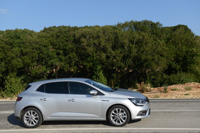 Το Renault Megane 1.2 TCE πάει στην Ηπειρο και ξεδιπλώνει τον χαρακτήρα του - εικόνα 7