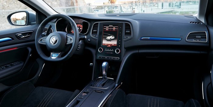 Το Renault Megane 1.2 TCE πάει στην Ηπειρο και ξεδιπλώνει τον χαρακτήρα του - εικόνα 9