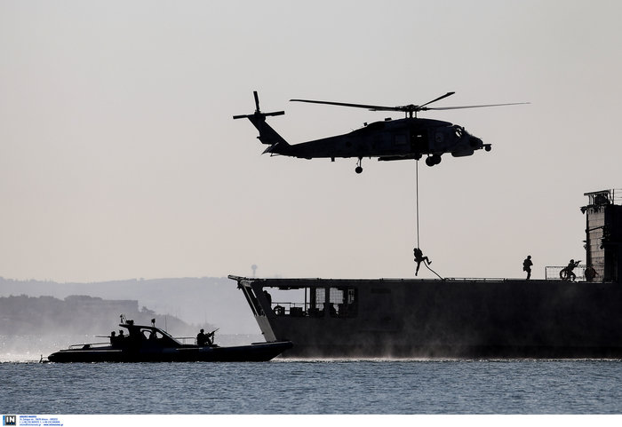 Η εντυπωσιακή επίδειξη του Πολεμικού Ναυτικού στη Θεσσαλονίκη (ΒΙΝΤΕΟ)