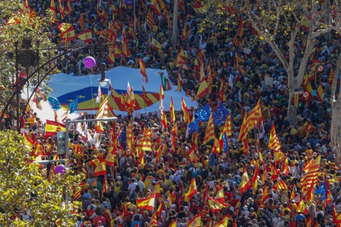 Μεγάλη συγκέντρωση στη Μαδρίτη υπέρ της ενότητας Εικόνες - εικόνα 2