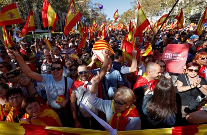 Μεγάλη συγκέντρωση στη Μαδρίτη υπέρ της ενότητας Εικόνες - εικόνα 6