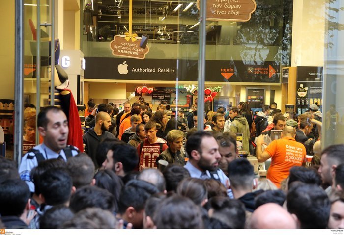 Black Friday 2017: Πότε πέφτει φέτος η μέρα με τις μεγάλες εκπτώσεις - εικόνα 2