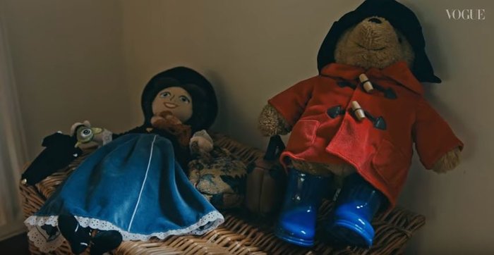 Η Βικτόρια Μπέκαμ φωτογραφήθηκε με τις πιτζάμες  στο παιδικό της δωμάτιο - εικόνα 6