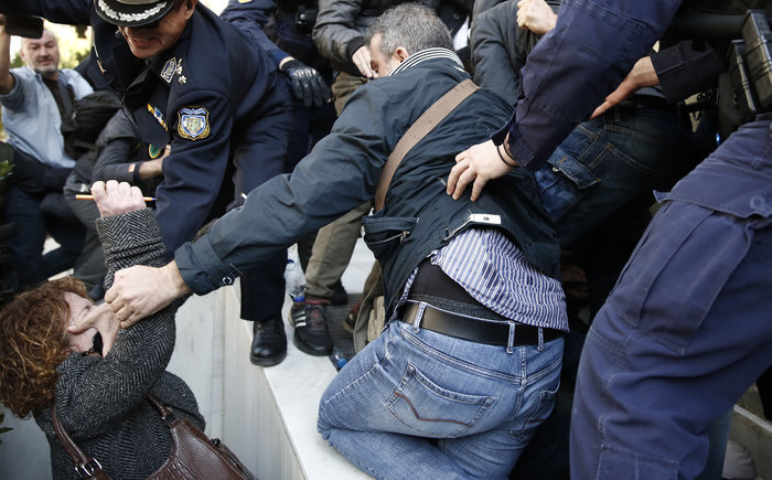 Δολοφόνος της Δώρας: «Μόνη της έπεσε πάνω στο μαχαίρι μου» - εικόνα 12