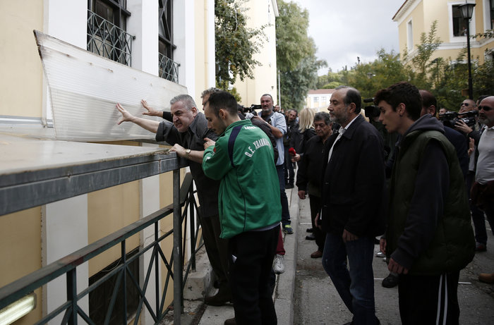 Δολοφόνος της Δώρας: «Μόνη της έπεσε πάνω στο μαχαίρι μου» - εικόνα 5