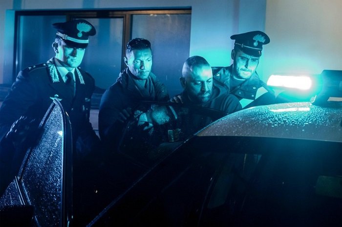 Μαφιόζος επιτίθεται σε δημοσιογράφο της RAI - Video - εικόνα 2