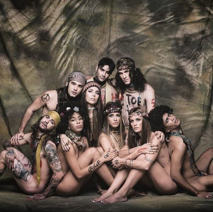 Γυμνή πάνω στη σκηνή η Μαίρη Συνατσάκη: Η παράκληση προς τους θεατές