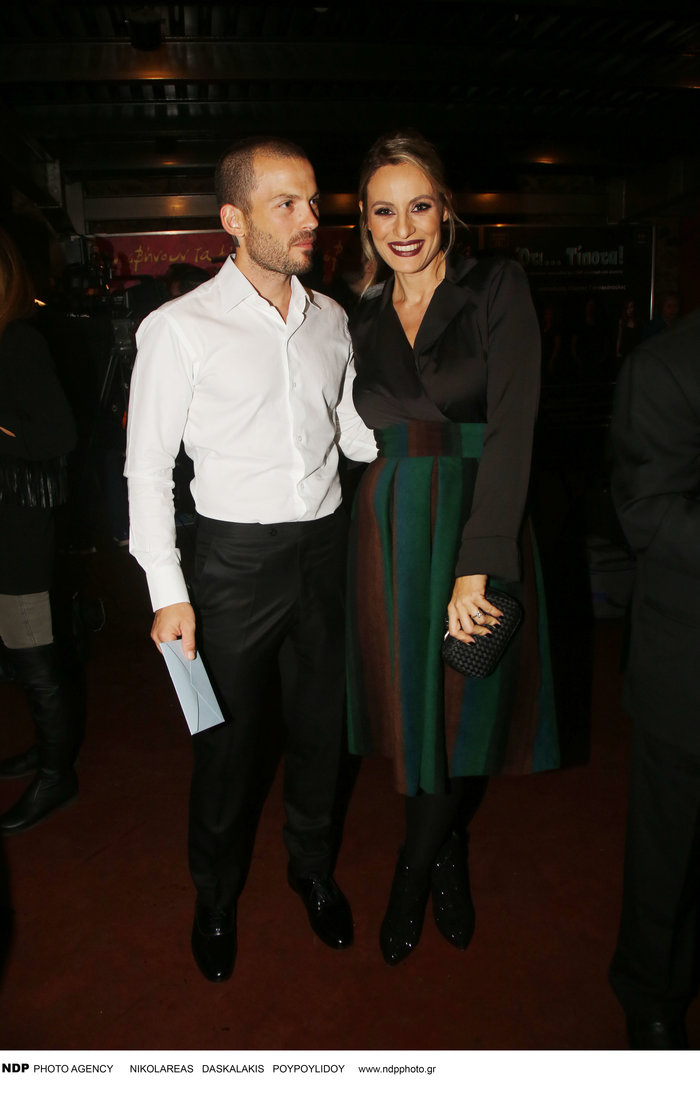 Η Ελεονώρα Μελέτη κάνει πρόβα νυφικού στον 5ο μήνα της εγκυμοσύνης της