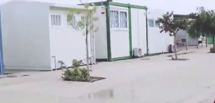 Κραυγή απόγνωσης από μαθητές στο Ληξούρι: 4 χρόνια μάθημα σε κοντέινερ - εικόνα 2