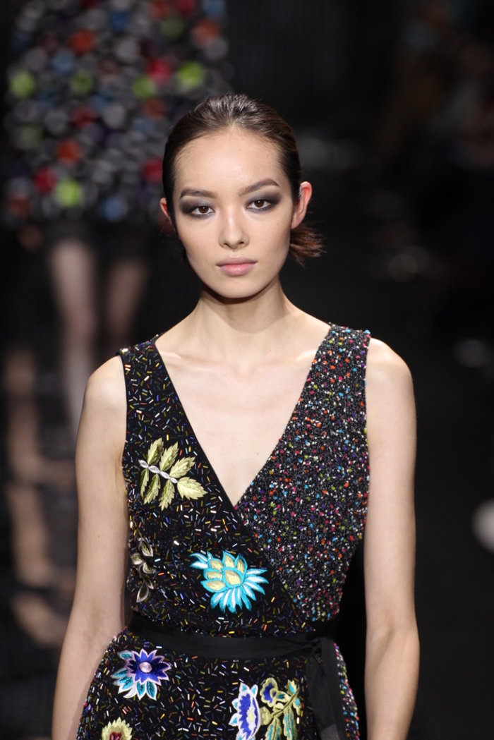 H Kινέζα Fei Fei Sun το νέο πρόσωπο της Estee Lauder - εικόνα 2