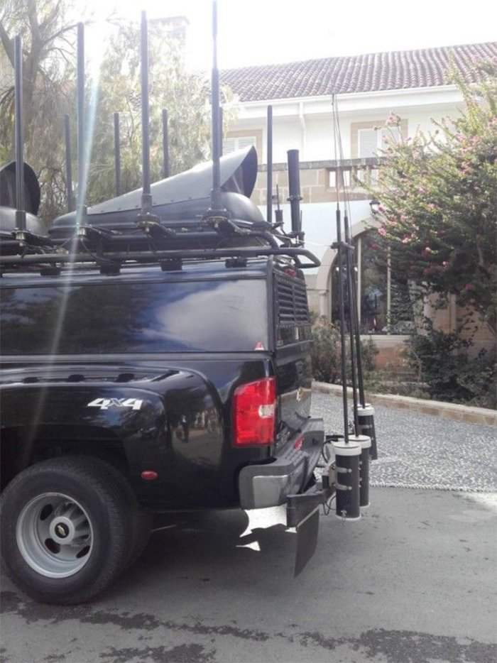 Το εντυπωσιακό «θωρηκτό» που μεταφέρει τον Αιγύπτιο πρόεδρο - εικόνα 2